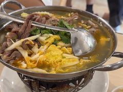 -闫家驴肉老店(华电一校店)