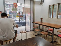 -叶新小吃店(来凤小区总店)