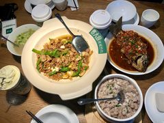 -费大厨辣椒炒肉(万家丽一店)