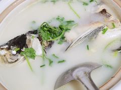 砂锅鱼头汤-鱼水情·农家菜·大鱼头(南山竹海店)
