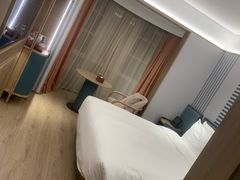 -桔子酒店(深圳清湖地铁站店)