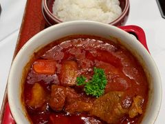 罐焖牛肉配米饭-哈拉硕俄式西餐