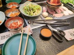 -臻牛烤肉