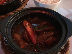 -Lanterns Vietnamese Restaurant