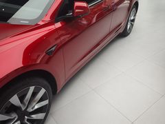 -TESLA 特斯拉(广州天环广场体验店)