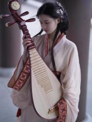 -虞美人汉服摄影