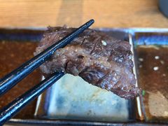 特选壶渍带骨牛排-炎蔵牛舌烤肉