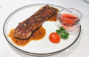 Black Pepper Sauce Pan-Seared Ribeye Steak