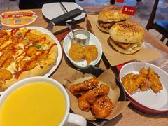-必胜客(巴沟店)