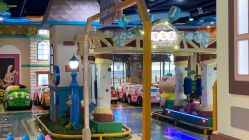 -纽西卡汽车小镇(大悦城店)