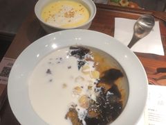 -RUXU入续糖水铺与包(卓悦中心店)