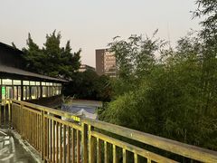 -鲤鱼塘农家山庄