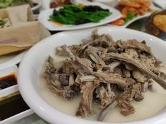 -大鸭梨烤鸭店(金顶街店)