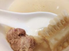 玉米排骨汤-南京维景国际大酒店咖啡厅