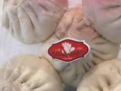 -白玉兰食品甜凤店(合生汇店)
