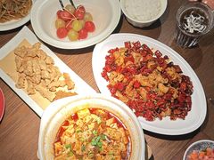 -肆海小川菜酒馆Wine Bistro (青年路店)