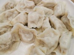-周家大连水饺(美专校街店)