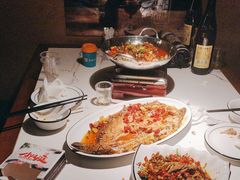 -小凤庭·地道湖北菜武昌鱼·藕汤(38年黄鹤楼店)