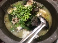 -重庆乌江活鱼川湘新概念(前海店)