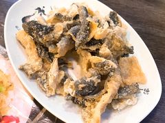 炸鱼皮-新记美食(关闸店)