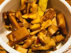 -渝是乎川渝小炒(新世界百货望京店)