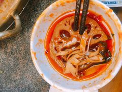 -小天鹅火锅·一线江景洪鼎旗舰店(洪崖洞店)