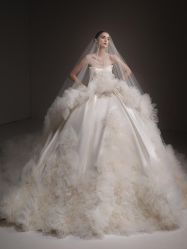 -南京宝娜嫁衣婚纱礼服馆(中央路店)