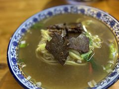 红烧牛肉面-竹青胶东摔面(黄岛开发区店)