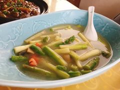 上汤芦笋-墨白私房菜·广东菜 粤菜