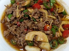 爆炒黄牛肉-好兄弟郭巨海鲜(天一阁店)