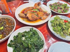 -芦茨金富饭庄·25年老字号·专做稻草鸡