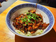 蛤蜊猪肝面-沪西老弄堂面馆(定西路店)