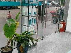 -福奈特洗衣洗鞋(温榆广场店)