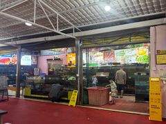 -岛中岛·海鲜大排档·万宁老字号(东澳店)