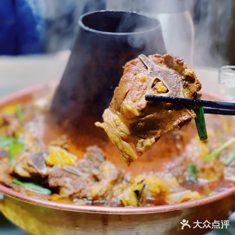 第五季排挡，羊蝎子火锅，烧烤一站式吃好