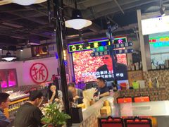 -马路牙子烧烤音乐酒馆(望京店)