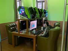 -栈逗电竞馆•电竞酒店(萧山旺角城店)