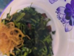 -三江源美食城