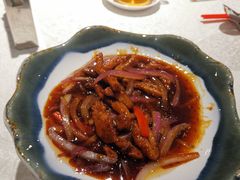 黑椒汁洋葱牛柳-红棉中餐厅·广州海航威斯汀酒店