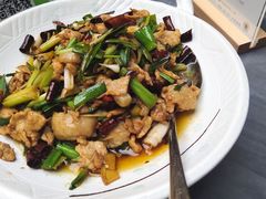 -蔼若春.传承三十年云南菜(金碧公园店)