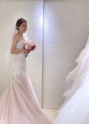 -Flora婚纱礼服定制租赁店