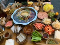 贡菜-周幺妹重庆老火锅(银泰城总店)