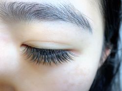 -爱小小美甲美学