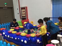 -蒙特利亲子乐园