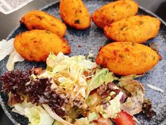 炸馬介休球-妈阁铭记澳葡美食