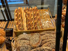 -Dough&Joe团憩(瑞虹天地月亮湾店)