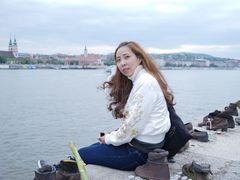 -多瑙河畔鞋履雕塑