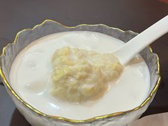 榴莲河粉-水牛奶皇后糖水铺