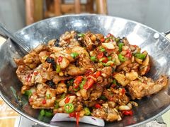 干锅牛蛙-笨罗卜浏阳菜馆(太平街店)