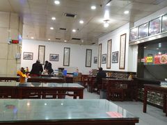 -牛一嘴·兰州牛肉面·大盘鸡(财富中心店)